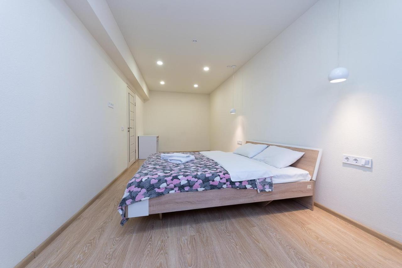 Flatrent Smarthouse Aparthotel Киев Екстериор снимка